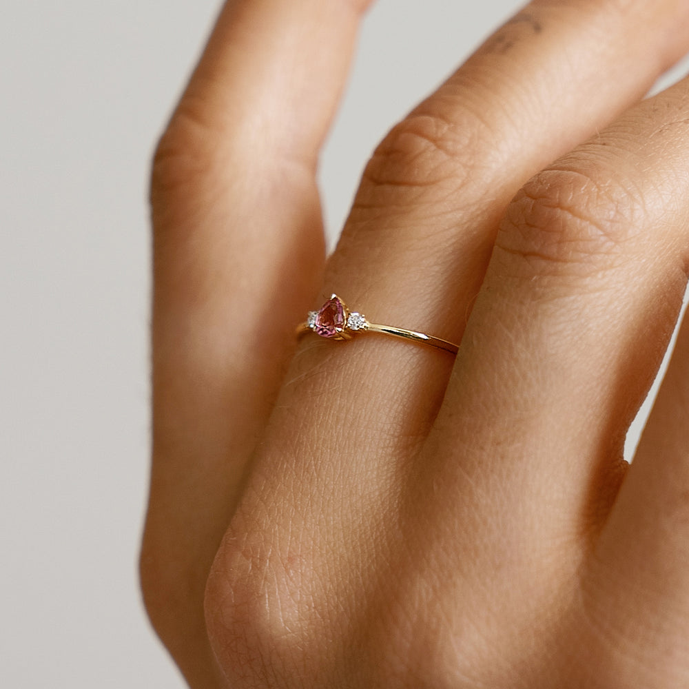 
                  
                    LINE COLOURS Drop - FENA daily Jewellery
                  
                
